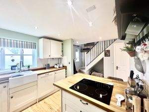 Open Plan Kitchen- click for photo gallery